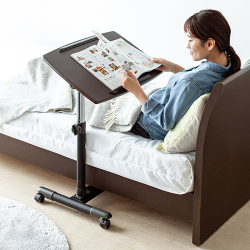 ノートパソコンデスク(ノートPC台・高さ調整・角度調整・テレワーク・在宅勤務・サイドテーブル・ベッド・ソファーサイド・木目調)