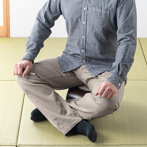 正座椅子 法事 しびれ あぐら 腰痛対策 コンパクト クッション付き 木製 耐荷重100kg