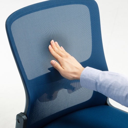 メッシュチェア 背座一体型ロッキング キャスター付き ブルー