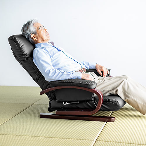 【在庫限り】回転座椅子 リクライニング 360度回転 PUレザー ハイバック 肘付き 小物収納ポケット付き